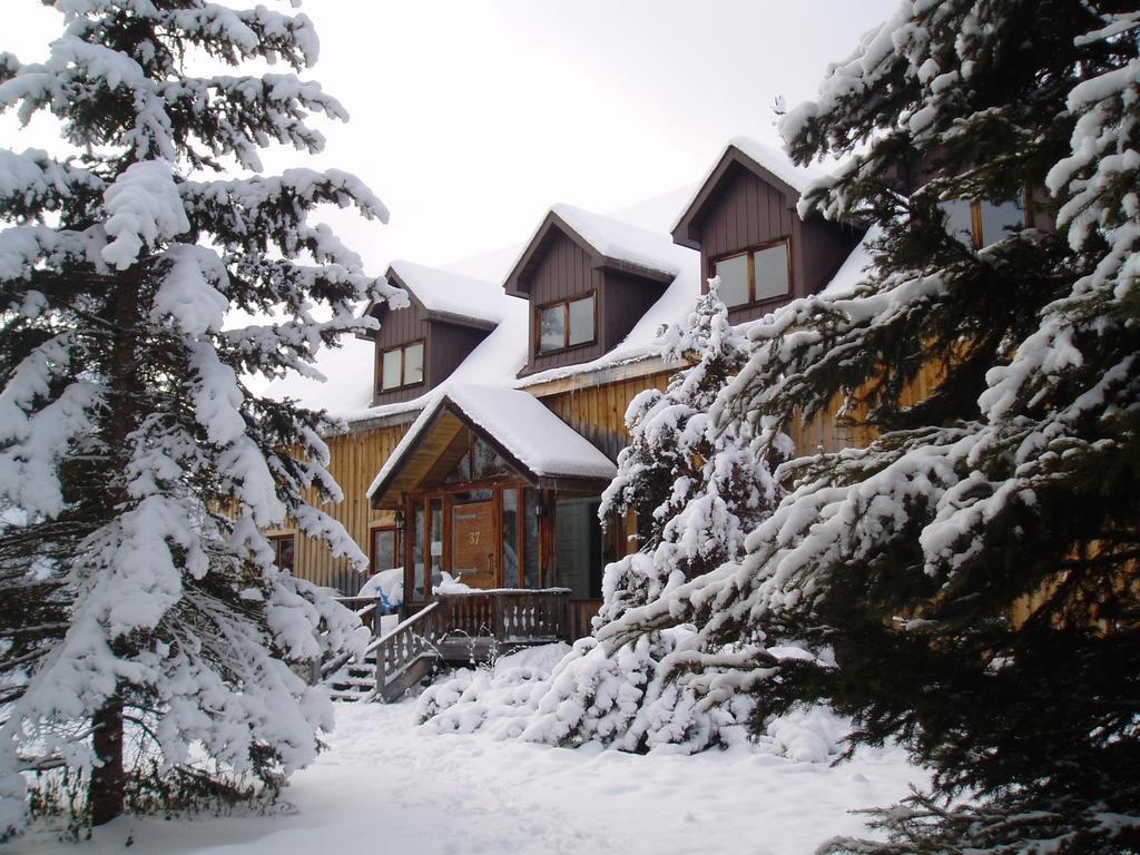 La Grange Country Inn Уэйкфилд Экстерьер фото
