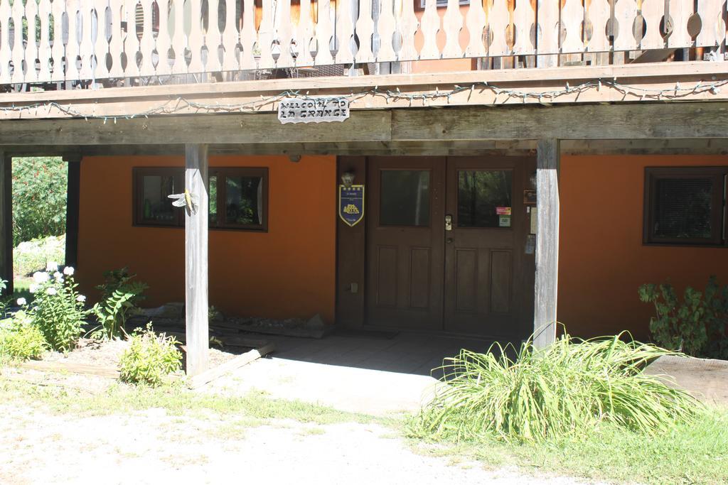 La Grange Country Inn Уэйкфилд Экстерьер фото
