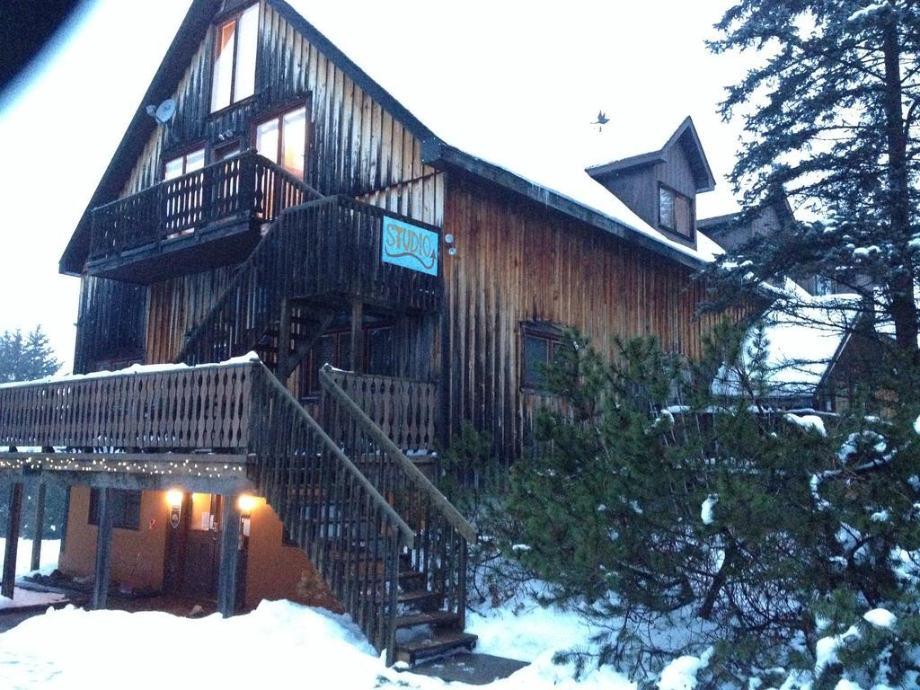 La Grange Country Inn Уэйкфилд Экстерьер фото